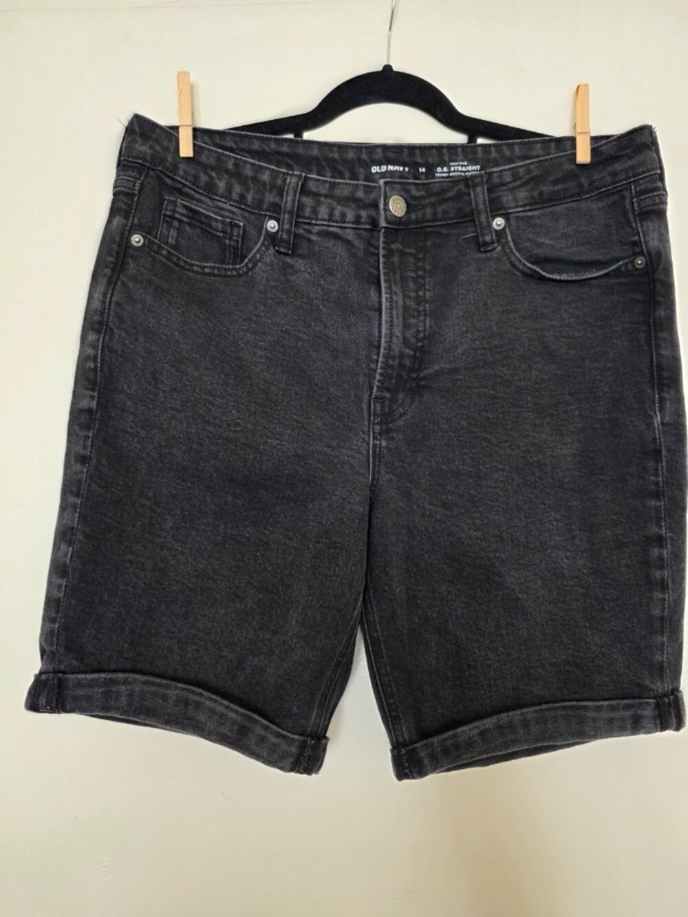 Old Navy OG Straight High-Rise Shorts